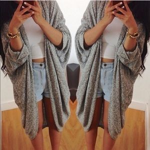American Apparel Cardigan / sweater